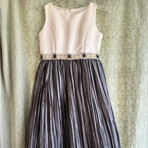 Little girls holiday dress by Cinderella. White bodice with grey/silver skirt